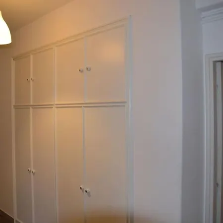 Domus Romuli * روما